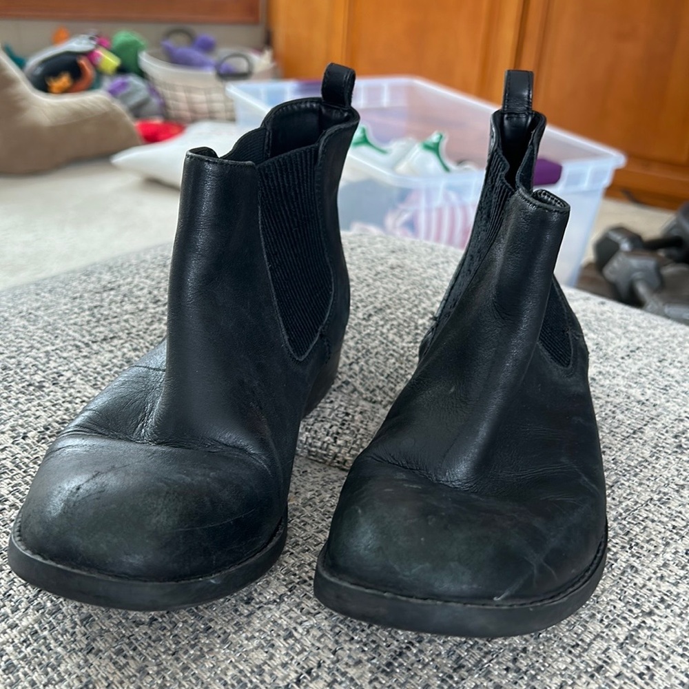 Size 7 Clark’s
